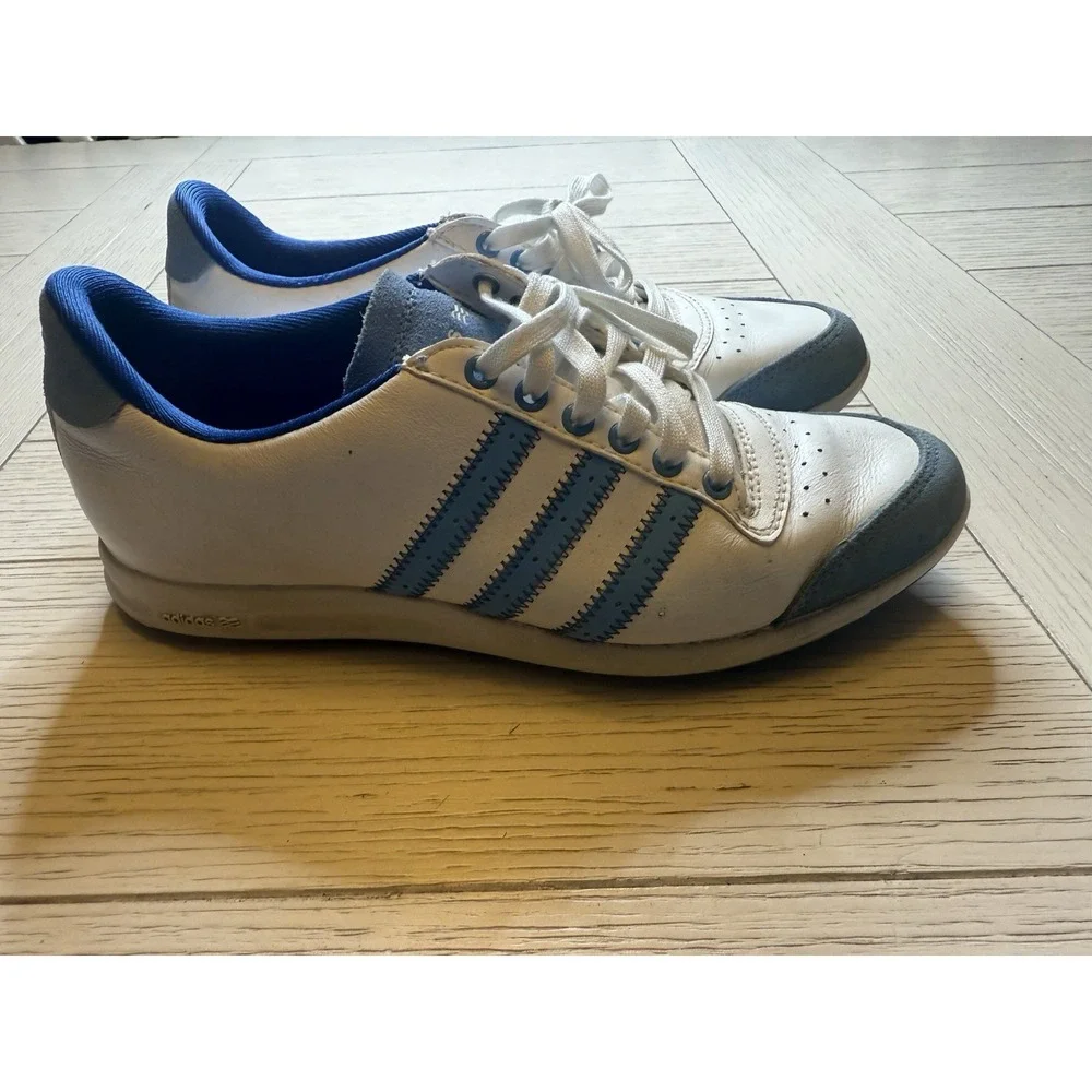 Women's  Adidas  Golf Shoes EVG 791003 Blue And‎ White Size 6.5 Spikeless